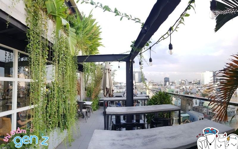 Sargon Rooftop Coffee là điểm đến hoàn hảo để bạn giải tỏa căng thẳng sau một ngày làm việc bận rộn