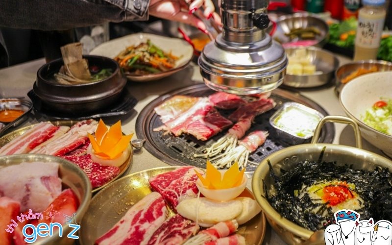 Buffet BBQ nhẹ sẽ giúp hai bạn có cơ hội trò chuyện thoải mái