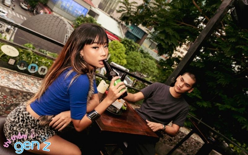 Broma Not A Bar không gian rộng rãi, thoáng mát